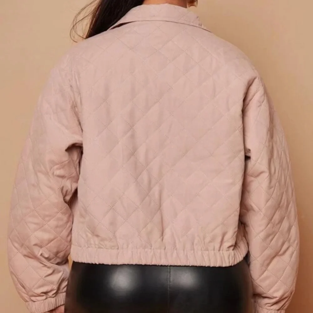 Dusty Pink Quilted Jacket with Pockets in S, M, and L - Picture 2 of 4